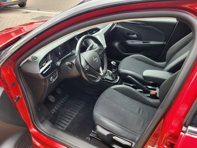 Foto 4 van Opel CORSA 1.2 PureTech / Carplay & Android / Airco / Stoelverwarming / Panodak /