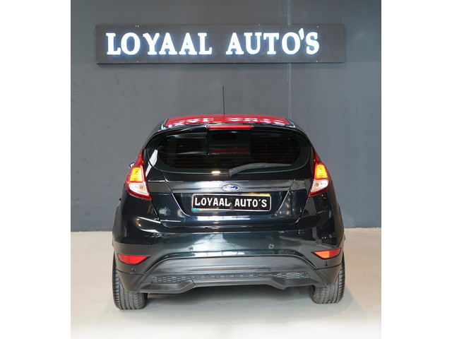 Foto 5 van Ford Fiesta 1.0 EcoBoost Red/Black Edition | CRUISE | PDC | NAP | AIRCO | APK