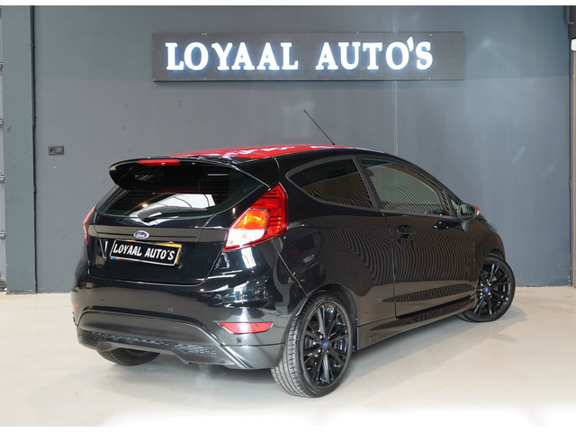 Foto 4 van Ford Fiesta 1.0 EcoBoost Red/Black Edition | CRUISE | PDC | NAP | AIRCO | APK