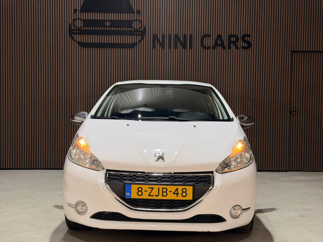 Foto 7 van Peugeot 208 1.2 VTi Style Riem vervangen.