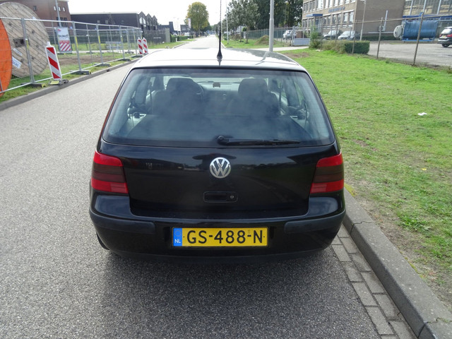 Foto 6 van Volkswagen Golf 1.4-16V