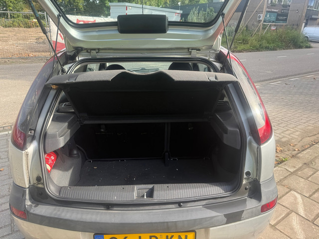 Foto 4 van Opel Corsa 1.2-16V Njoy