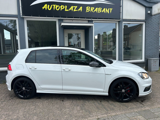 Foto 7 van Volkswagen Golf 1.2 TSI R-LINE / CLIMAT / PANODAK /PDC / STOELVW