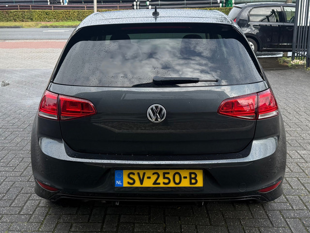 Foto 6 van Volkswagen Golf 1.4 TSI Connected Series