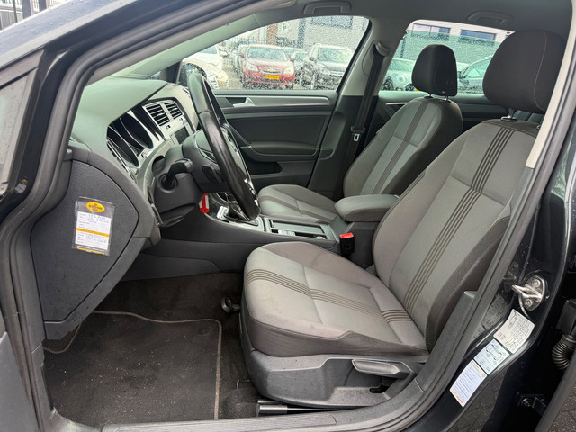 Foto 2 van Volkswagen Golf 1.4 TSI Connected Series