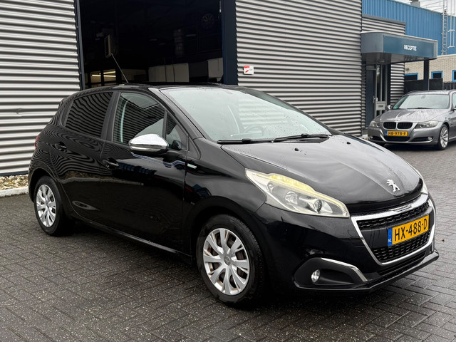 Foto 8 van Peugeot 208 1.2 PureTech Urban Soul | nieuwe Distributie.