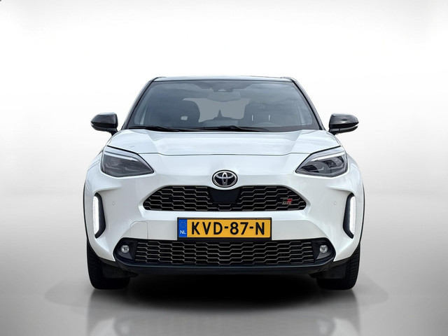 Foto 5 van Toyota Yaris Cross 1.5 Hybrid GR Sport | Pano dak | HUD | Achteruitrij camera | Parkeersensoren |