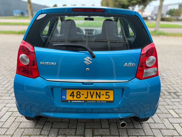 Foto 8 van Suzuki Alto 1.0 Comfort Airco Dealer onderhouden