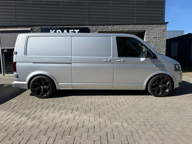 Foto 4 van Volkswagen Transporter 2.0 TDI L2H3 | Luxe Camper | Motor volledig gereviseerd | PANO | Full LED | A