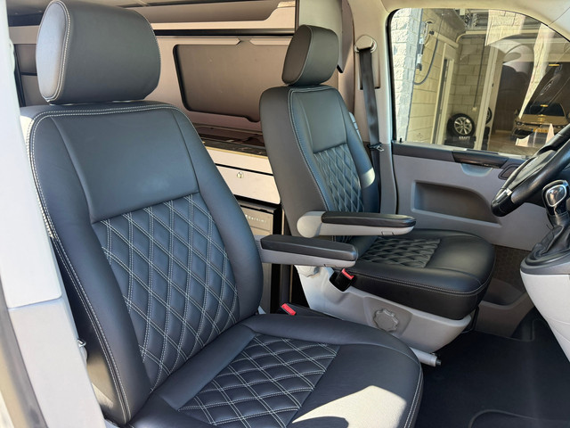 Foto 6 van Volkswagen Transporter 2.0 TDI L2H3 | Luxe Camper | Motor volledig gereviseerd | PANO | Full LED | A