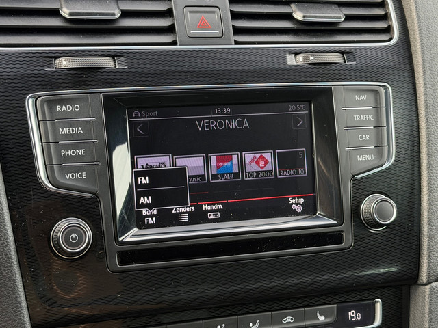 Foto 9 van Volkswagen Golf 2.0 TSI GTI Stage 1|Cruise|Camera|Stoelverwarming|Navi|LMV