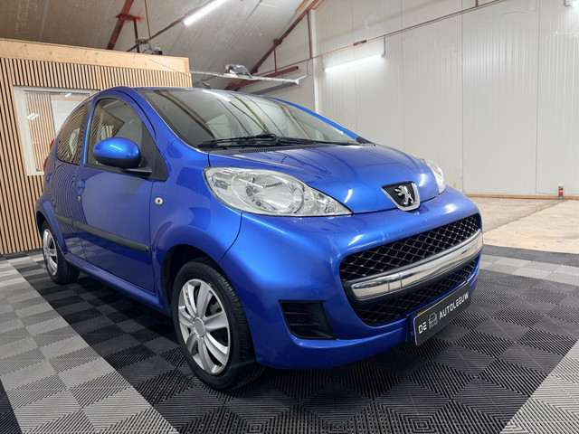 Foto 5 van Peugeot 107 1.0-12V Urban Move|Airco|NW Koppeling|NAP