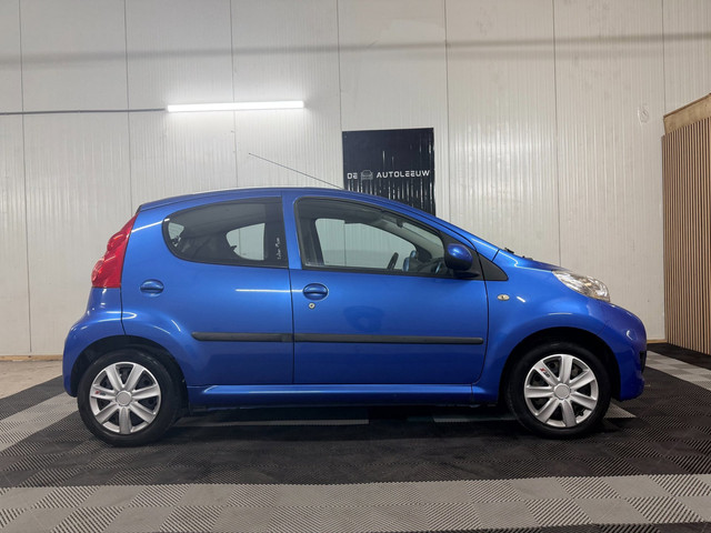 Foto 7 van Peugeot 107 1.0-12V Urban Move|Airco|NW Koppeling|NAP