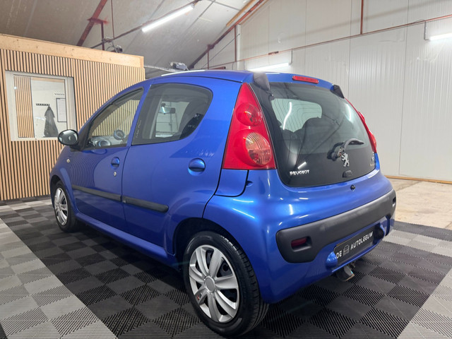 Foto 10 van Peugeot 107 1.0-12V Urban Move|Airco|NW Koppeling|NAP