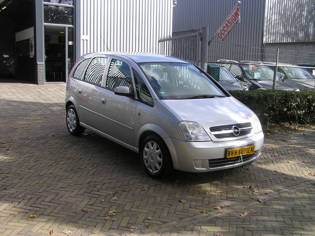 Foto 4 van Opel Meriva 1.4-16V Enjoy 205 d km nap pas airco nieuwe apk