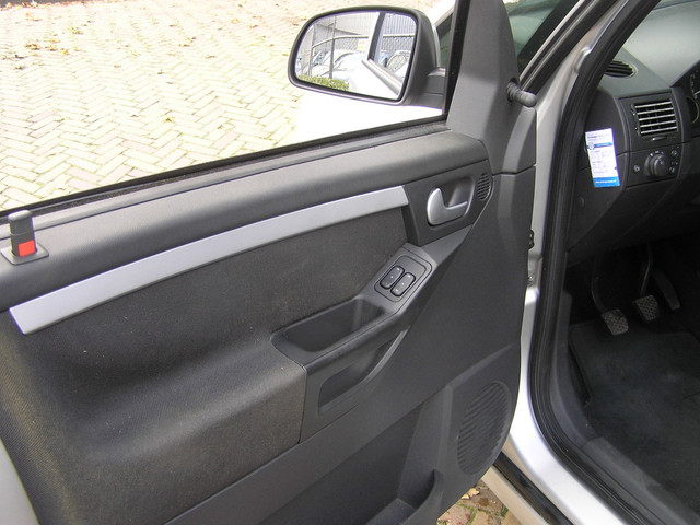 Foto 7 van Opel Meriva 1.4-16V Enjoy 205 d km nap pas airco nieuwe apk