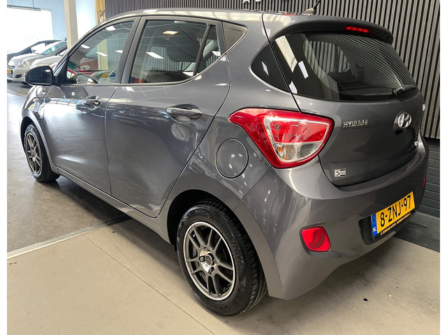 Foto 10 van Hyundai I10 1.0i Go! Airco - Nav - NAP - Cruise Cntrl - Bleutooth - Start/Stop - Goed onderhouden au