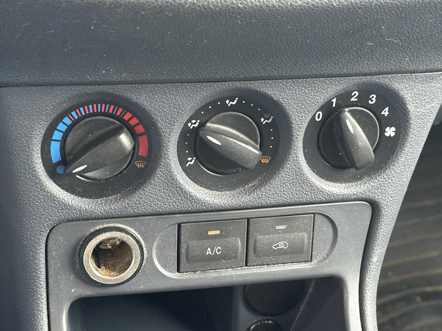 Foto 6 van Ford Transit Connect T200S 1.8 TDCi Economy Edition airco