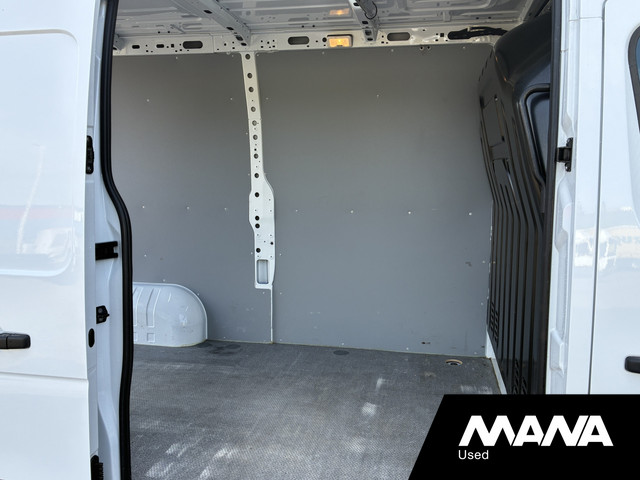 Foto 6 van Renault Master T35 2.3 dCi 135 L2H2 Airco Bluetooth Sensoren Radio