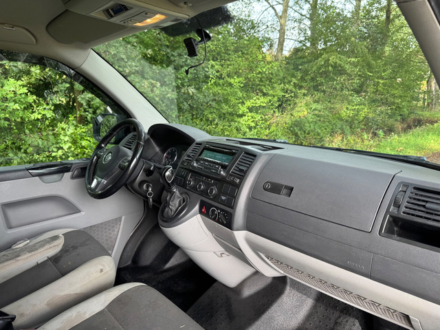 Foto 4 van Volkswagen Transporter 2.0 TDI L2H1 2015 MARGE 140PK AUTOMAAT AIRCO CRUISE