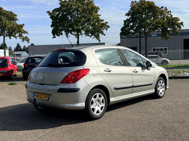Foto 8 van Peugeot 308 1.6 VTi XS|Nieuw APK|NAP|Airco|Trekhaak|P Sensor|