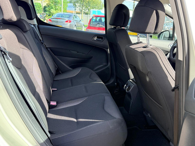 Foto 2 van Peugeot 308 1.6 VTi XS|Nieuw APK|NAP|Airco|Trekhaak|P Sensor|