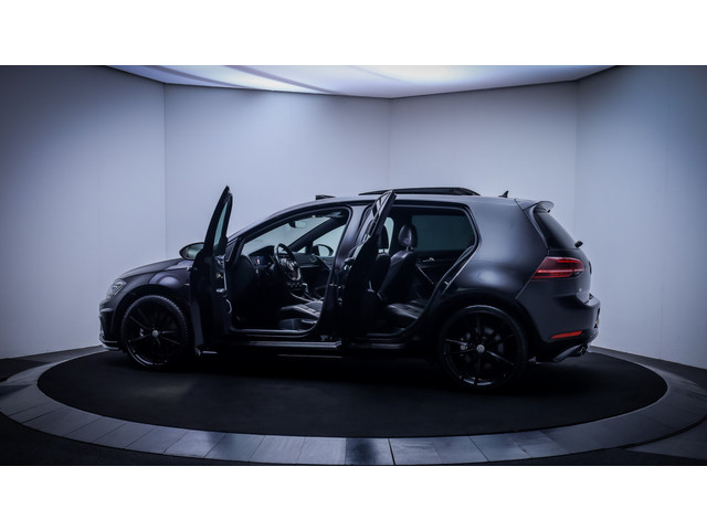Foto 10 van Volkswagen Golf 2.0TSI 4Motion R PANO | FULL LEDER | CAMERA | KEYLESS | STOEL.VW | KEYLESS | LANE.AS