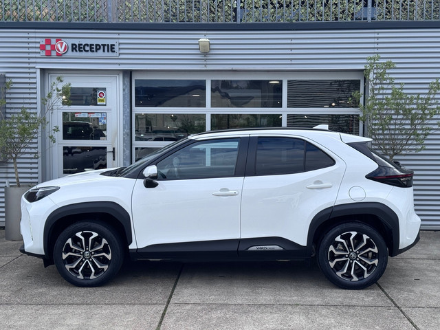 Foto 4 van Toyota Yaris Cross 1.5 Hybrid Dynamic Navi / Carplay / A.Cam / Org-Ned