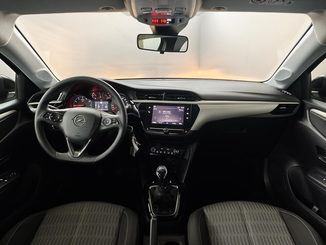 Foto 9 van Opel Corsa 1.2 Level 2 | Parkeersensoren achter | Achteruitrijcamera | Cruise Control | Airco | Appl