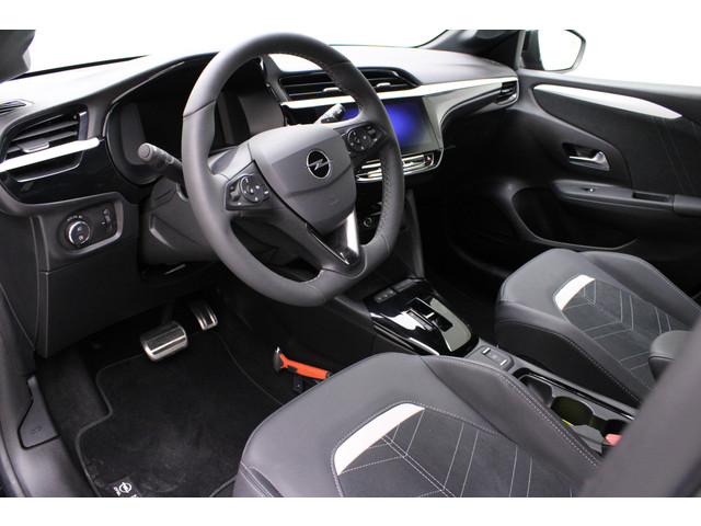Foto 10 van Opel Corsa 1.2 Turbo Hybrid GS | Climate control | Carplay draadloos | Cruise adaptief | Pdc v/a+ ca