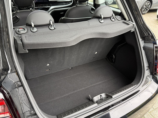 Foto 4 van Fiat 500 Urban 42 kWh | 322 WLTP Range | Cruise Control | Apple Carplay/Android Auto | Lichtmetalen