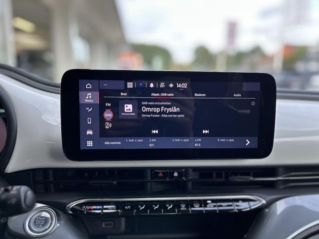 Foto 2 van Fiat 500 Urban 42 kWh | 322 WLTP Range | Cruise Control | Apple Carplay/Android Auto | Lichtmetalen