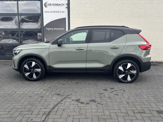 Foto 8 van Volvo XC40 Recharge Twin Plus 82 kWh | Adaptieve cruise | Blis | Sage Green | Alcantara/Leder |