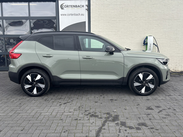Foto 5 van Volvo XC40 Recharge Twin Plus 82 kWh | Adaptieve cruise | Blis | Sage Green | Alcantara/Leder |