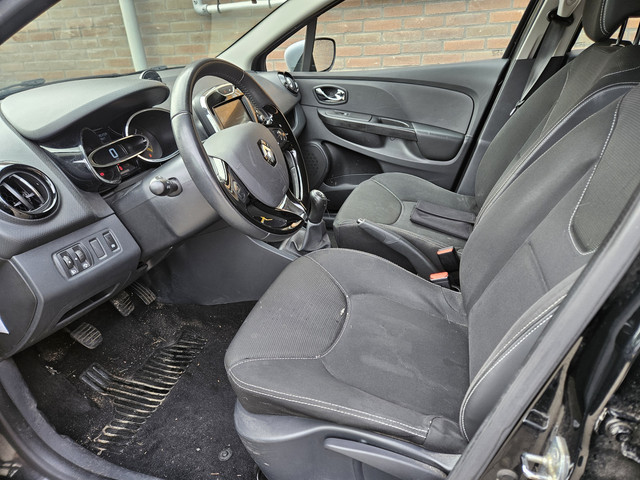 Foto 5 van Renault Clio Estate 0.9 TCe Expression (bj 2013)