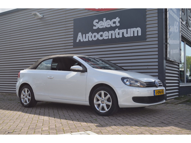 Foto 5 van Volkswagen Golf Cabriolet 1.2 TSI BlueMotion|STOELVERW.|CARPLAY-NAVI|BLUETOOTH|ONDERH.BOEKJES|SENSOR