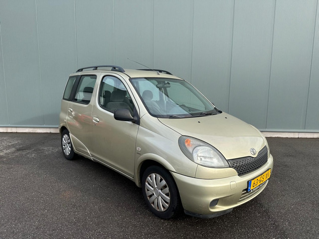 Foto 4 van Toyota Yaris Verso 1.5-16V VVT-i Sol AIRCO | NAP !