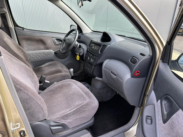 Toyota Yaris Verso 1.5-16V VVT-i Sol AIRCO | NAP !