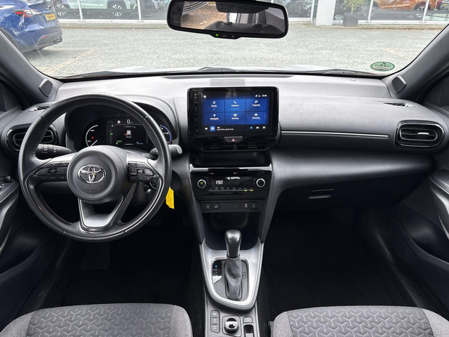Foto 5 van Toyota Yaris Cross 1.5 Hybrid First Edition **PARKEERSENSOREN/ STOELVERWARMING/ ADAPTIEF CRUISE CONT