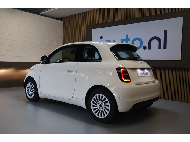 Foto 7 van Fiat 500 Urban 42 kWh Keyless/Stoelverw/CarPlay/Camera/15"