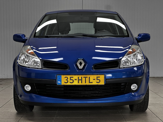 Foto 3 van Renault Clio 1.2-16V Dynamique/ D-Riem verv: 217.000 KM!/ 5-Drs/ 16'' LMV/ Airco/ Cruise/ Elek. pakk