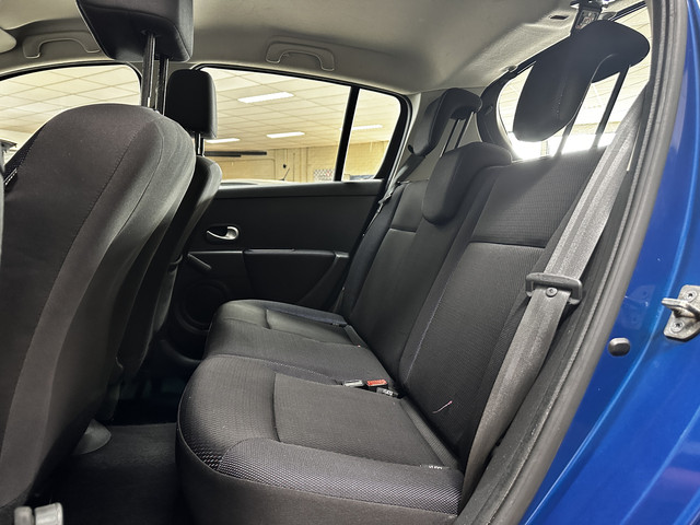 Renault Clio 1.2-16V Dynamique/ D-Riem verv: 217.000 KM!/ 5-Drs/ 16'' LMV/ Airco/ Cruise/ Elek. pakk