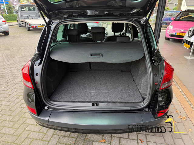 Foto 3 van Renault Clio Estate 1.2 TCE Collection apk 10-2027