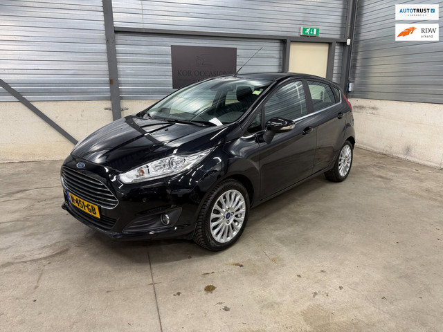 Foto 10 van Ford Fiesta 1.0 Titanium cruise control riem vervangen dealer onderhouden airco
