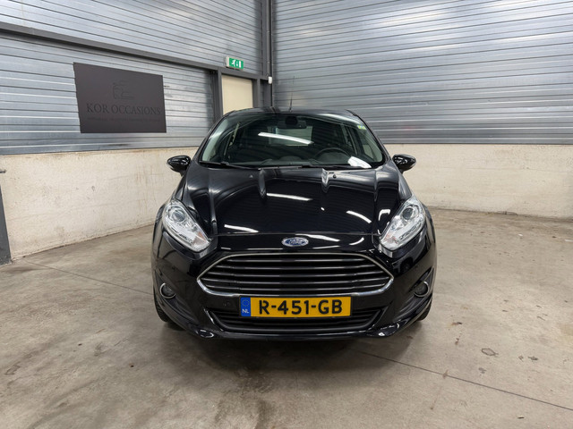 Foto 9 van Ford Fiesta 1.0 Titanium cruise control riem vervangen dealer onderhouden airco