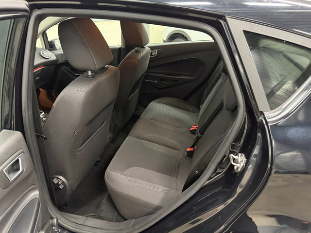 Foto 2 van Ford Fiesta 1.0 Titanium cruise control riem vervangen dealer onderhouden airco
