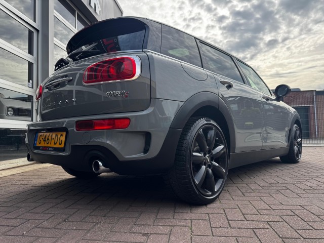 Foto 8 van MINI CLUBMAN 2.0 COOPER S CHILI SERIOUS BUSINESS / AUTOMAAT / CRUISE / HEAD-UP / PANO!