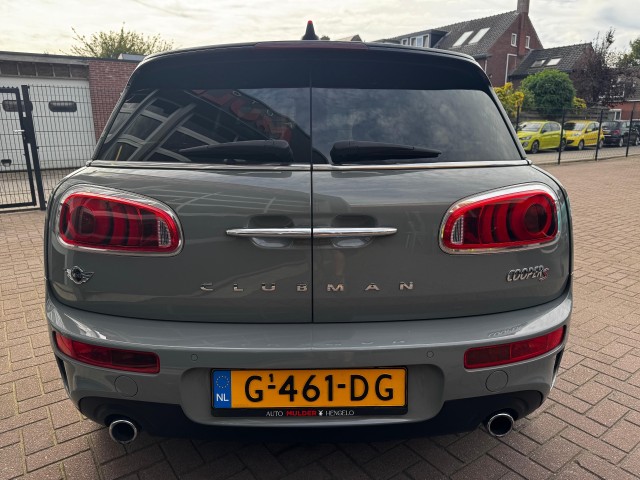 Foto 9 van MINI CLUBMAN 2.0 COOPER S CHILI SERIOUS BUSINESS / AUTOMAAT / CRUISE / HEAD-UP / PANO!
