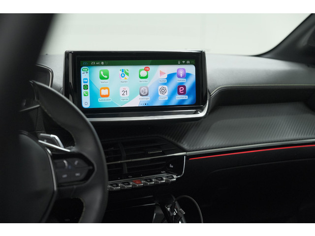 Foto 7 van Peugeot 208 1.2 Hybrid 145 e-DCS6 GT | Alcantara Pakket | Camera | Apple Carplay | Stoelverwarming