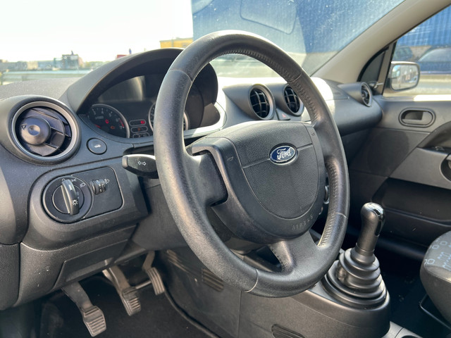 Foto 7 van Ford Fiesta 1.25-16V Centennial|Airco|